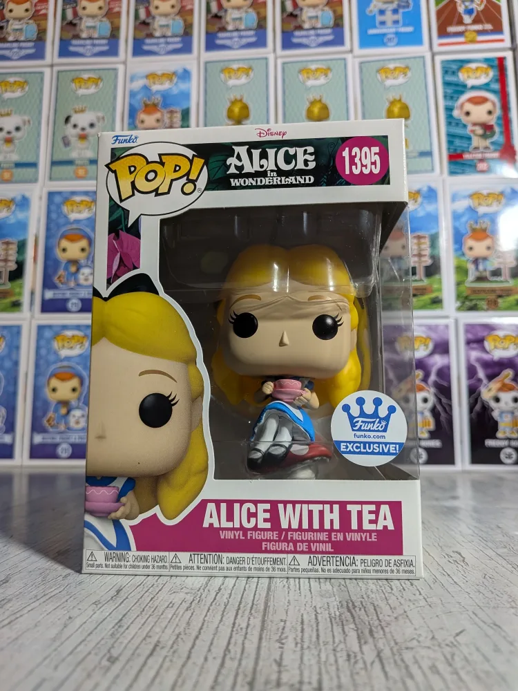Funko Pop Disney #1395 - Alice with Tea