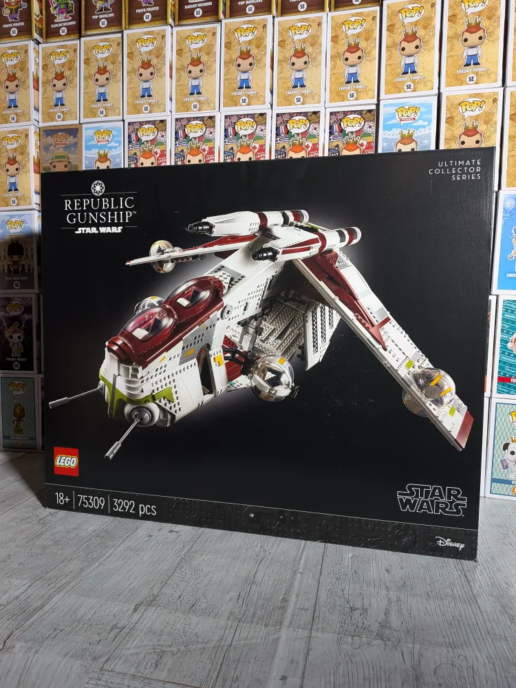 LEGO Star Wars #75309 - Republican Gunship Ultimate Collector Series