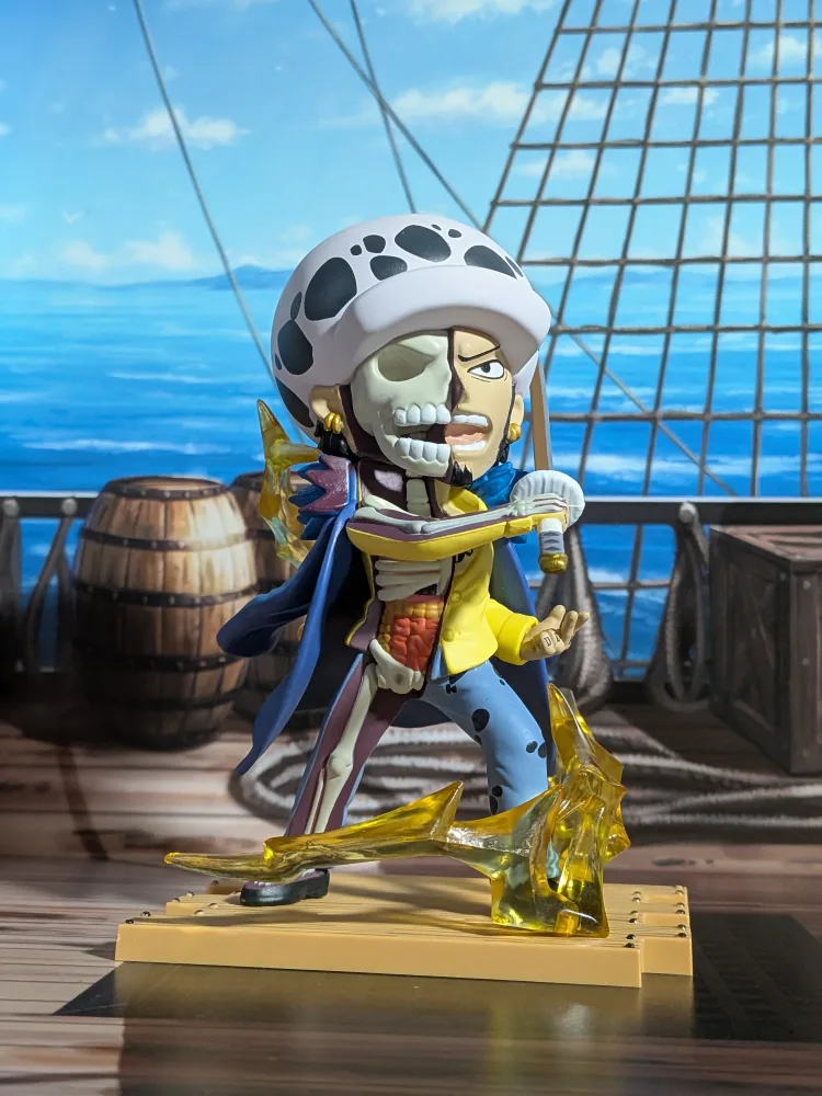Mighty Jaxx - One Piece: Freeny's Hidden Dissectibles Wano - Trafalgar Law (~10cm)