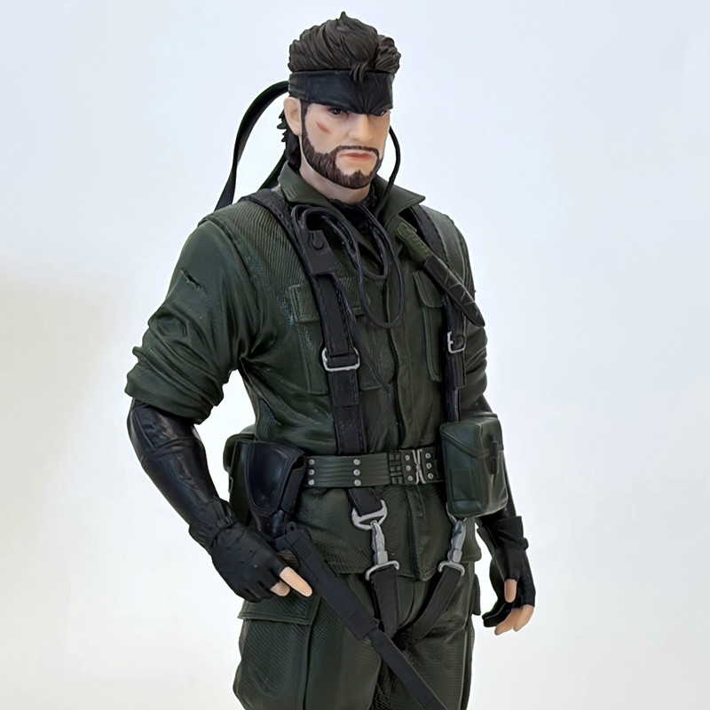 METAL GEAR SOLID Figurine Naked Snake Konami