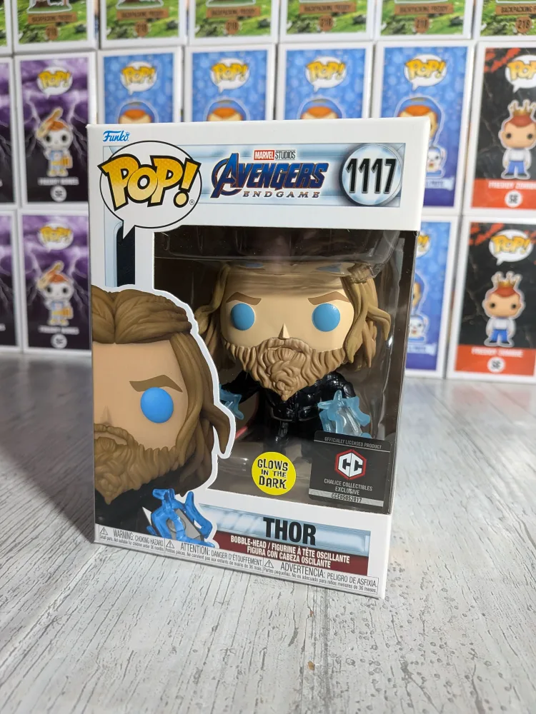 Funko pop Marvel Studios Avengers Endgame #1117 - Thor (CCE/Glow/Opened/Damaged Plastic)